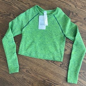 Fabletics cropped gym shirt